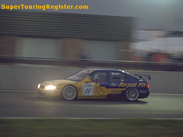 Alain Menu @ Snetterton, Jul 2000