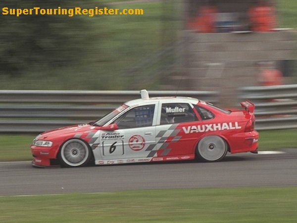Yvan Muller @ Oulton Park, Sep 2000